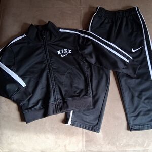 Nike Toddler Track Set with Side Stripes